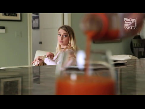 ❤️ Sexy holka s velkýma kozama a těsnou kundičkou dostane péro od smolaře, ale hodně tvrdé Sex video u porna cs.pornado-co.ru ﹏