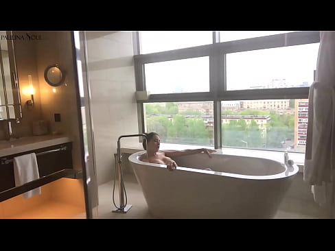 ❤️ Obrovská kočka vášnivě si honí kundu v koupelně Sex video u porna cs.pornado-co.ru ﹏