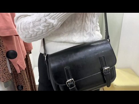 ❤️ Veřejná masturbace mladé feny FeralBerry s dildem ve fitku Sex video u porna cs.pornado-co.ru ﹏